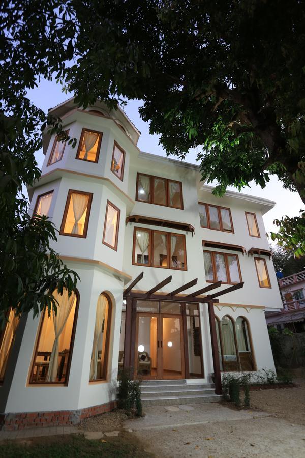Mango Hill Inn Yangon Eksteriør bilde