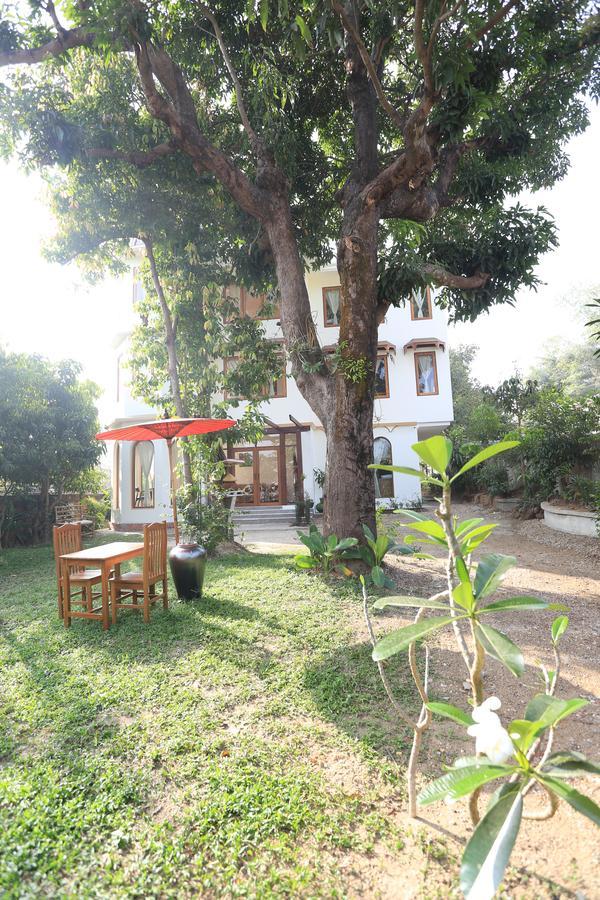 Mango Hill Inn Yangon Eksteriør bilde