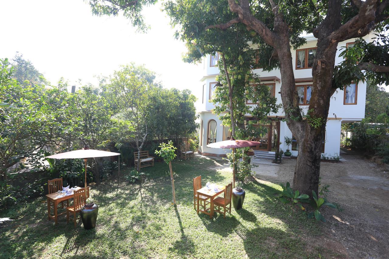 Mango Hill Inn Yangon Eksteriør bilde
